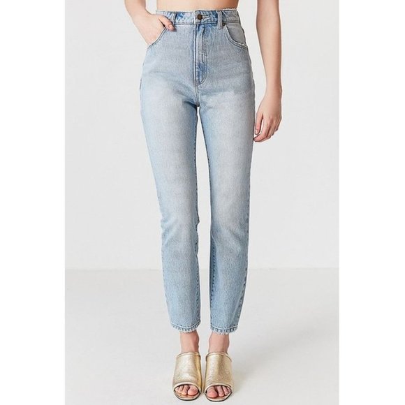 ROLLA'S Denim - NWT Rolla’s X UO Dusters Tapered Jean